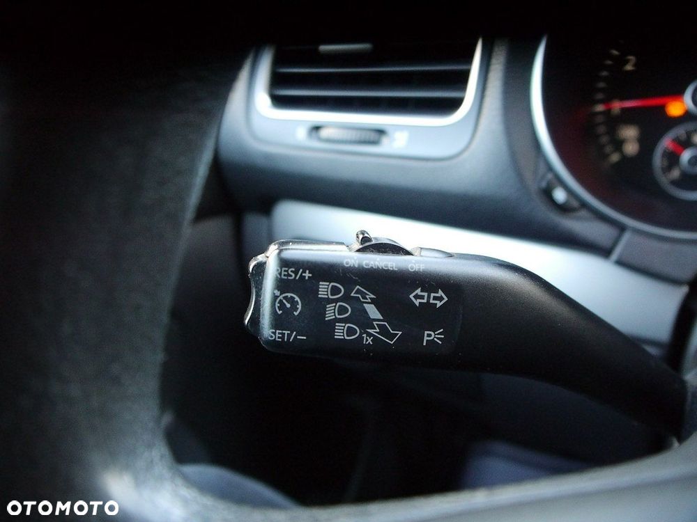 Volkswagen Golf Variant - 25