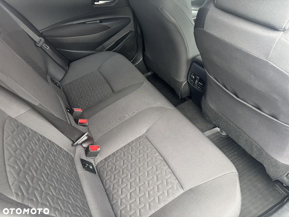 Toyota Corolla 2.0 Hybrid Comfort - 13