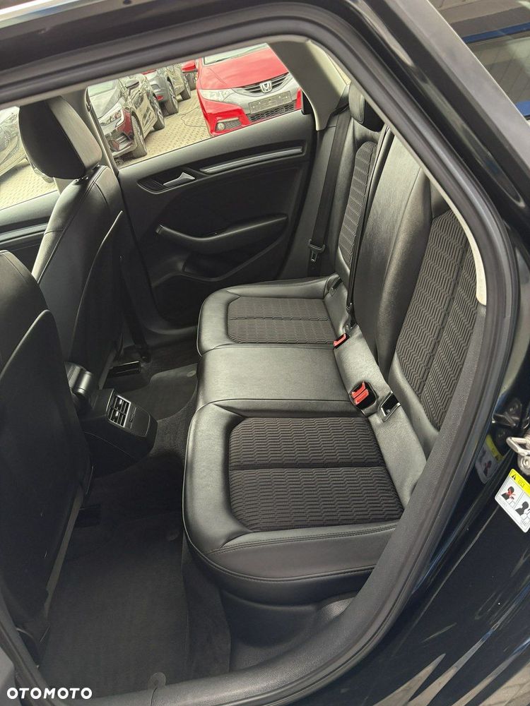 Audi A3 Sportback - 14