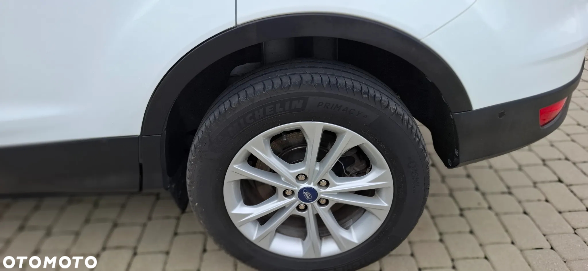 Ford Kuga - 30