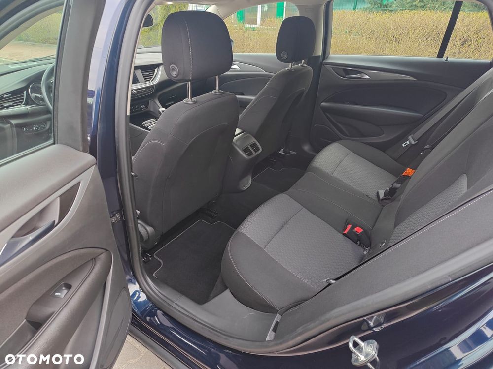 Opel Insignia - 17
