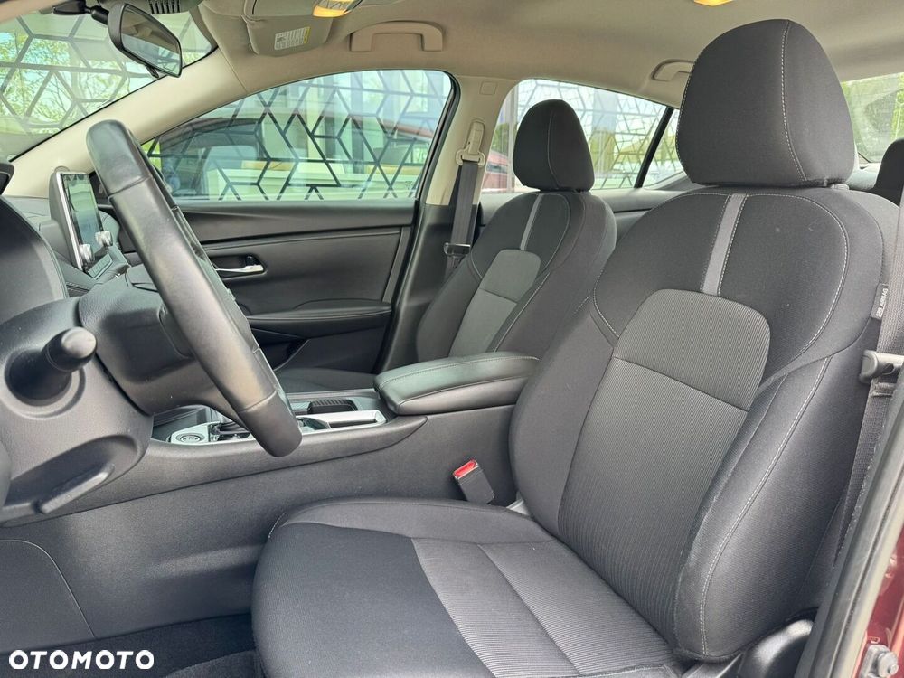 Nissan Sentra - 6