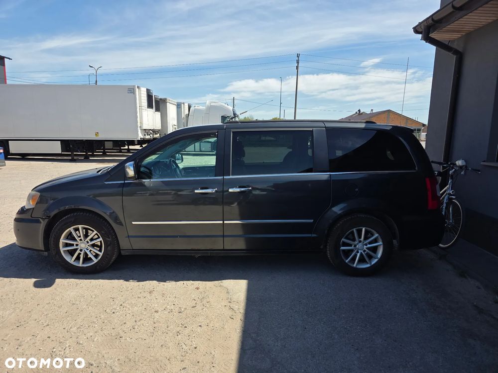 Lancia Voyager 2.8CRD Gold - 3