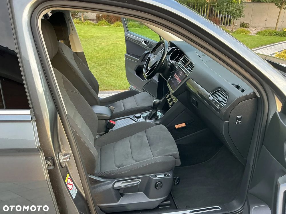 Volkswagen Tiguan 2.0 TDI SCR 4MOTION DSG URBAN SPORT - 29