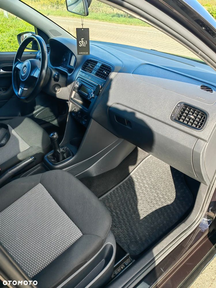 Volkswagen Polo 1.4 16V Trendline - 15