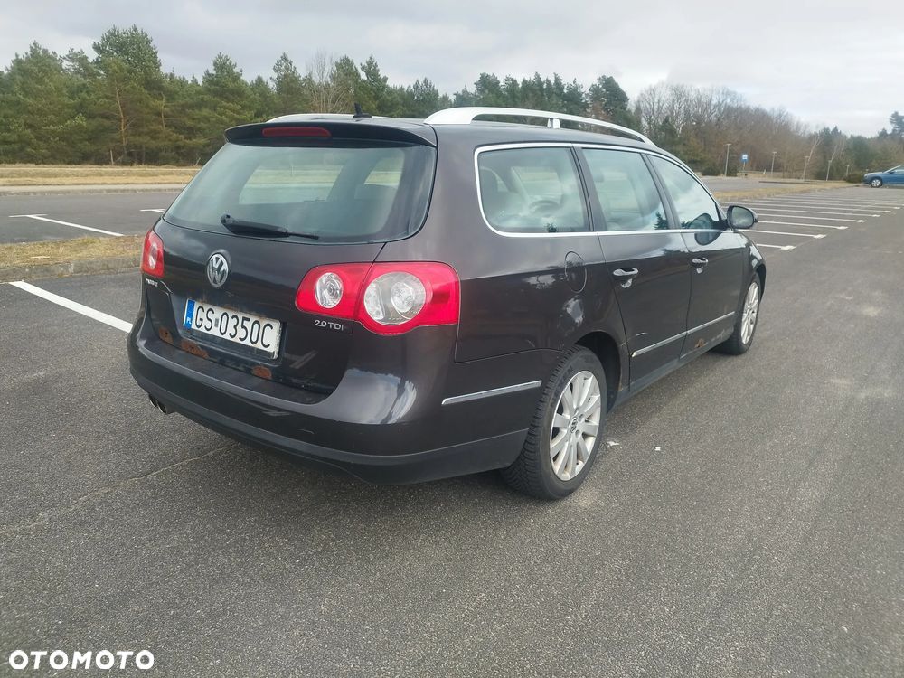 Volkswagen Passat 2.0 TDI Comfortline - 6