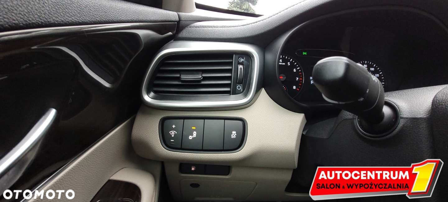 Kia Sorento - 26