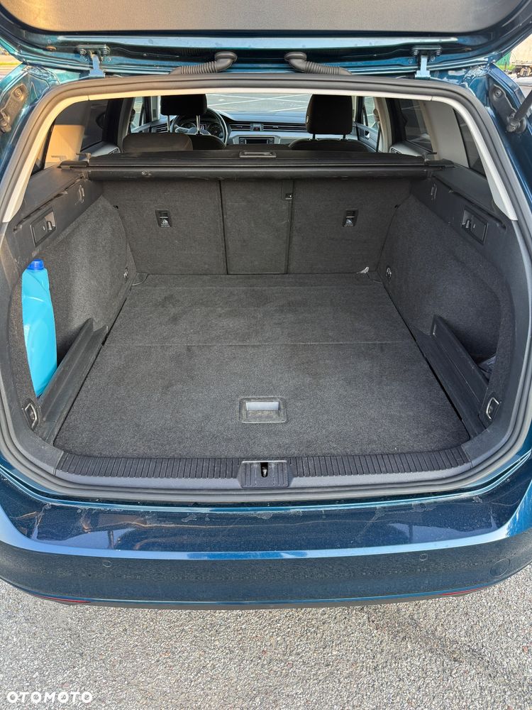 Volkswagen Passat 1.5 TSI EVO Essence DSG - 13