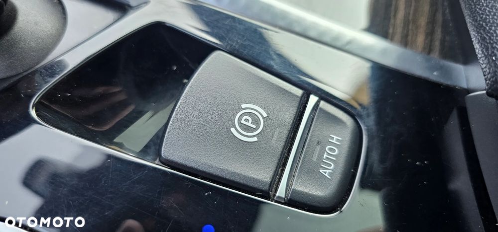 BMW Seria 5 530i Sport Line - 16