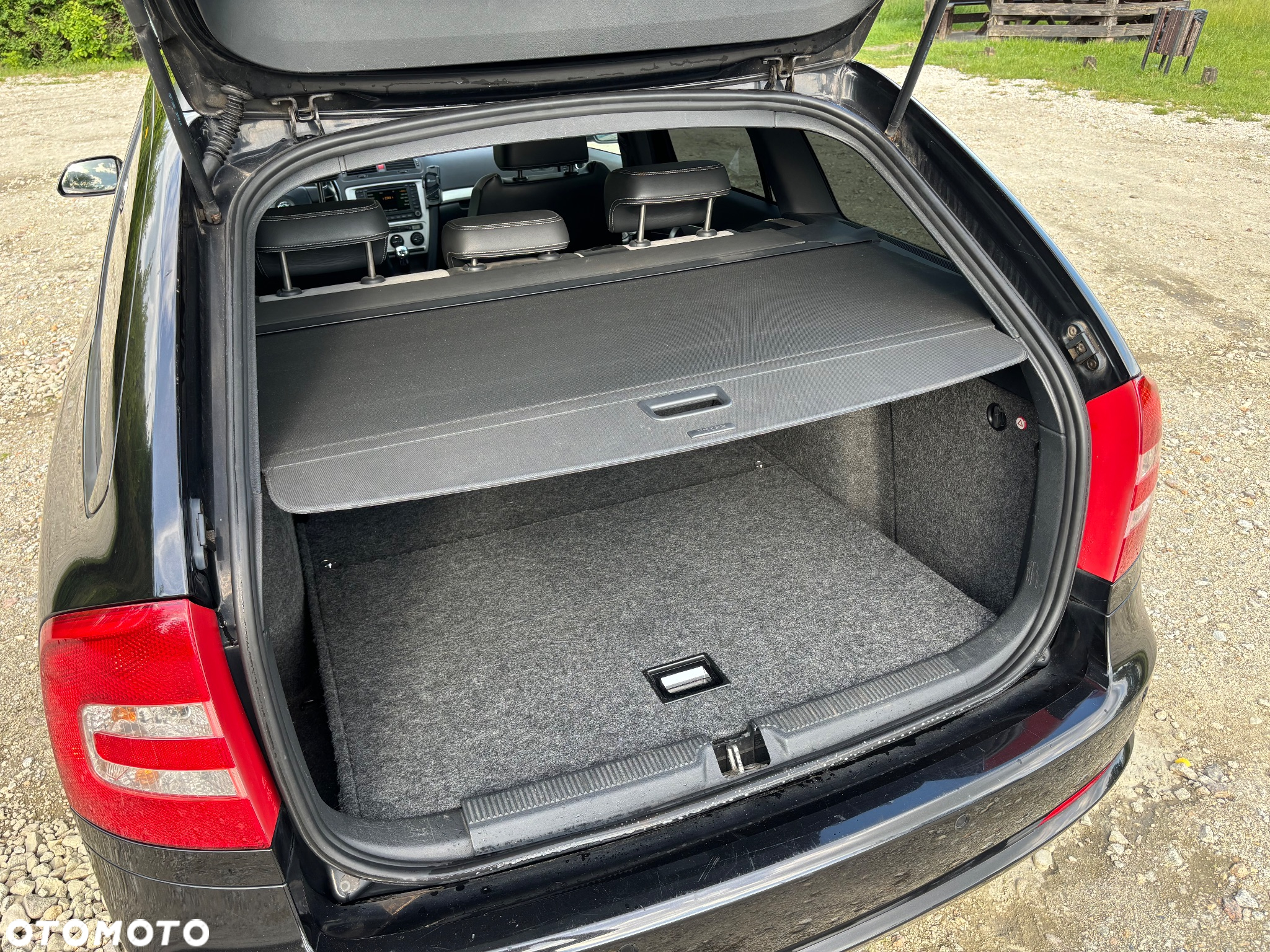 Skoda Octavia Combi 2.0 TSI RS - 8