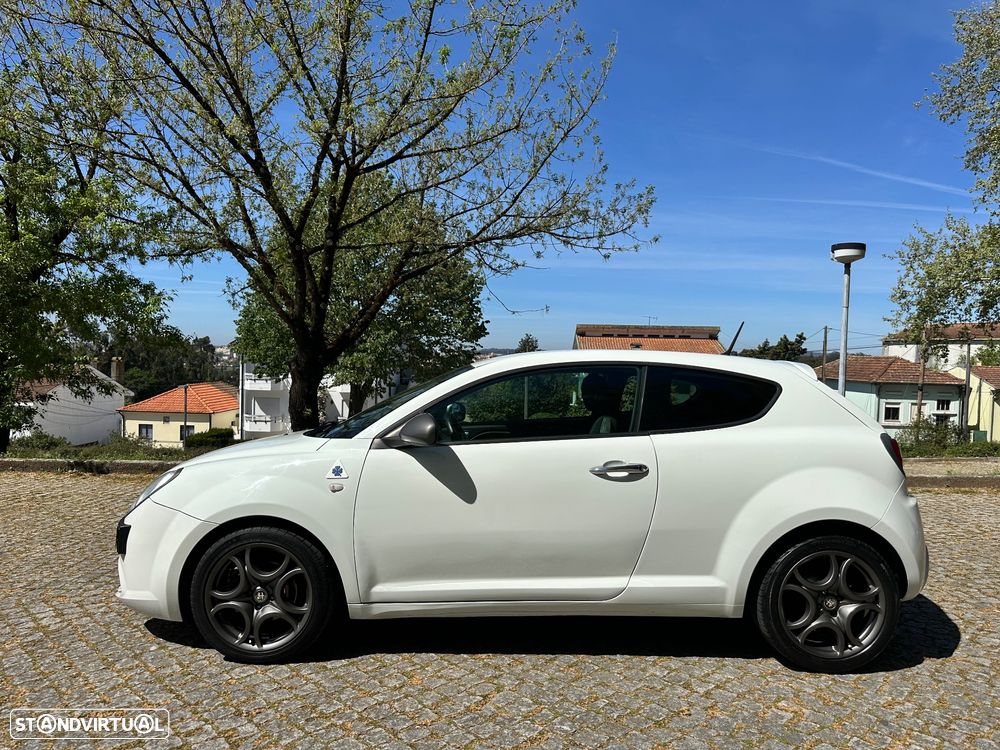 Alfa Romeo MiTo 1.3 JTD Distinctive - 4