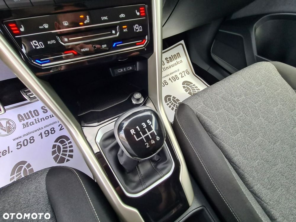 Volkswagen T-Roc 1.5 TSI OPF Move - 21