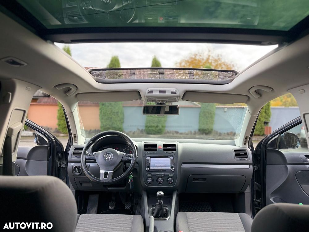 Volkswagen Golf - 9