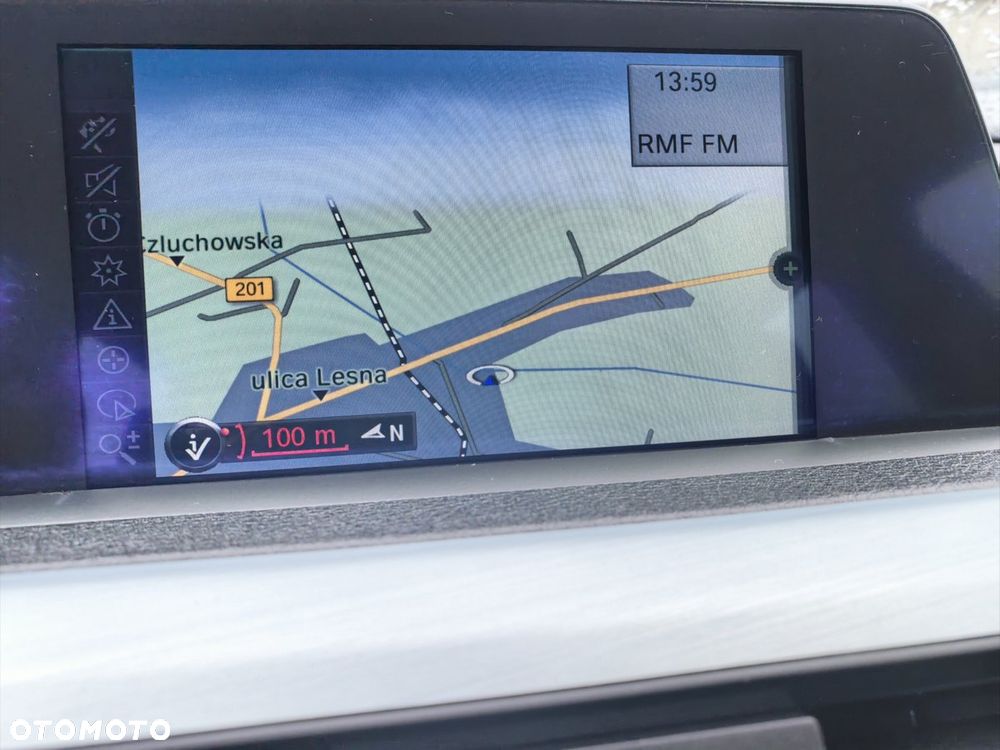 BMW Seria 3 318d DPF - 18