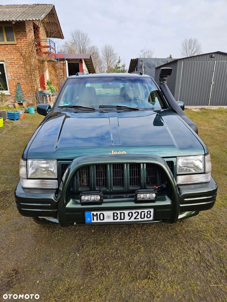 Jeep Grand Cherokee - 8