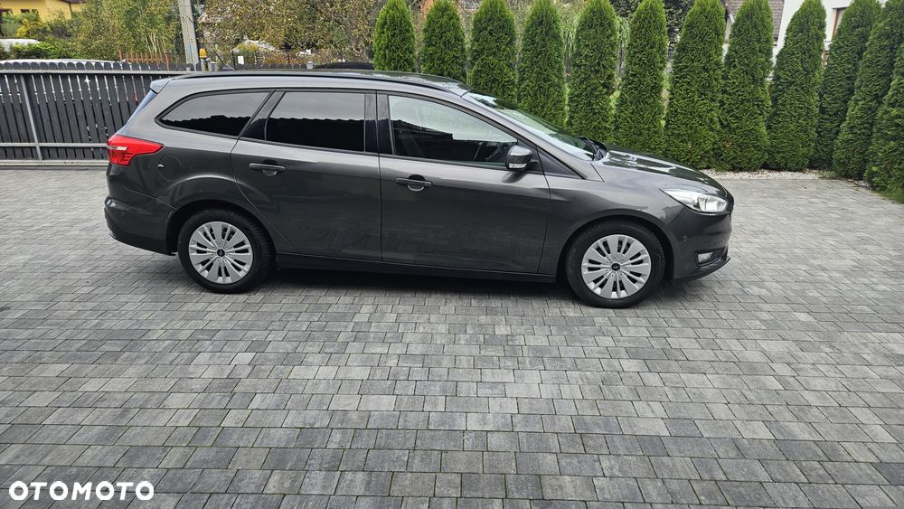 Ford Focus 1.0 EcoBoost Start-Stopp-System TITANIUM X - 3