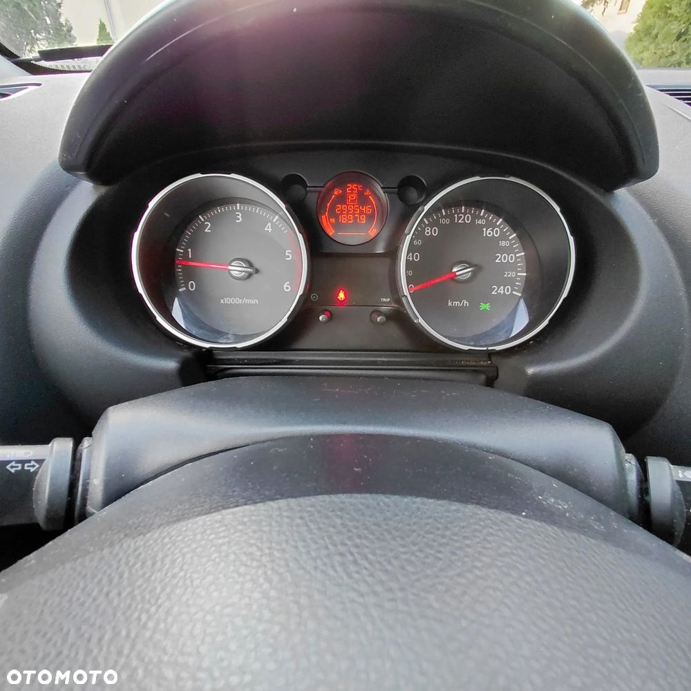 Nissan Qashqai+2 - 22