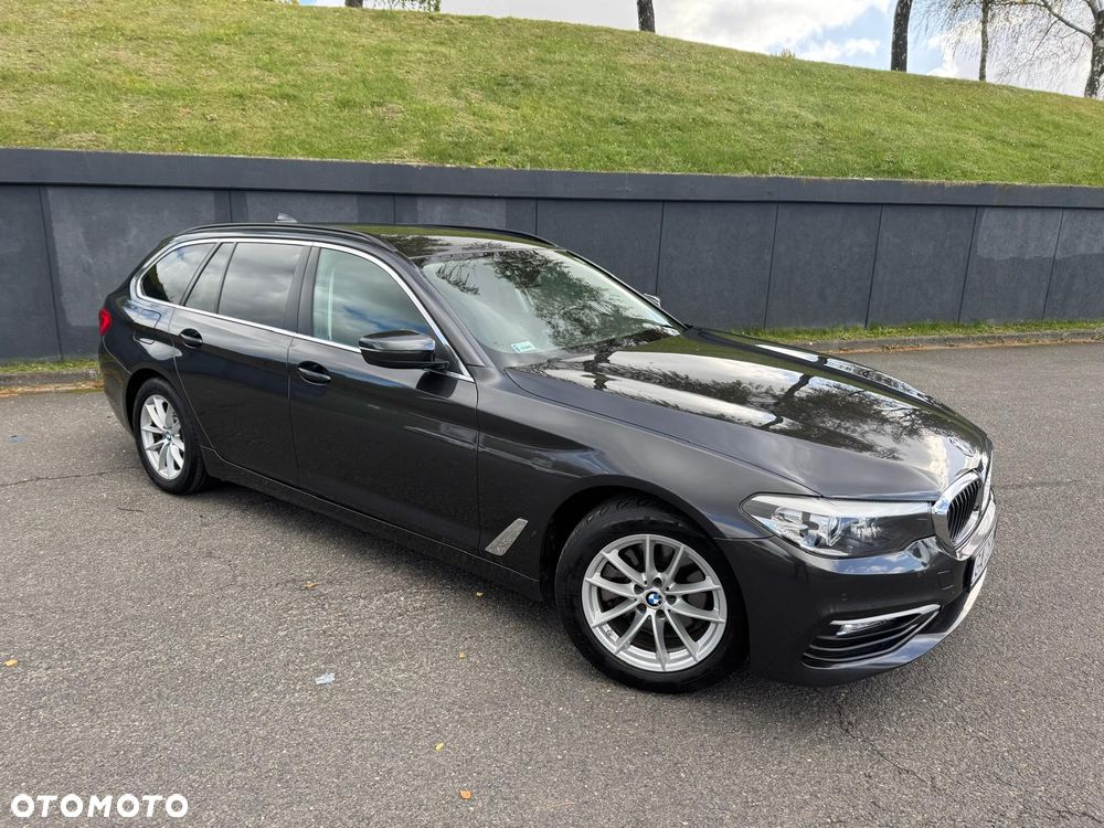 BMW Seria 5 520d Luxury Line - 8