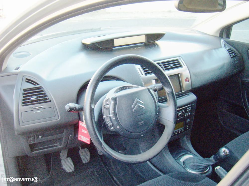 Citroën C4 1.6 HDi Seduction - 6