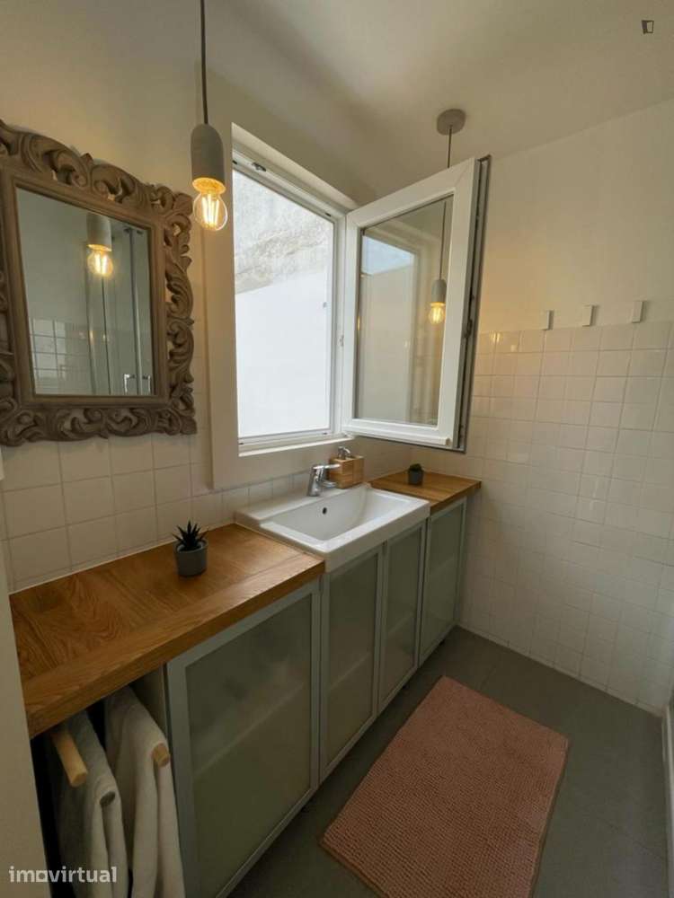 Apartamento com 1 quartos - localizado em Ajuda Lisbon - Grande imagem: 2/26