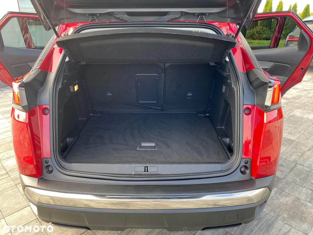 Peugeot 3008 1.2 PureTech Allure S&S - 32