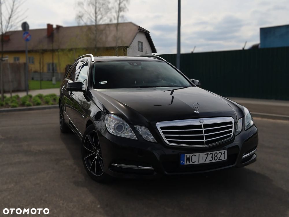 Mercedes-Benz Klasa E 220 CDI BlueEff Avantgarde - 2