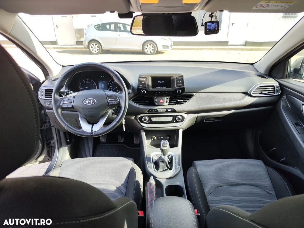 Hyundai i30 1.4 100CP 5DR M/T Comfort+ - 2