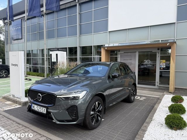 Volvo XC 60 B5 B AWD Plus Dark - 3