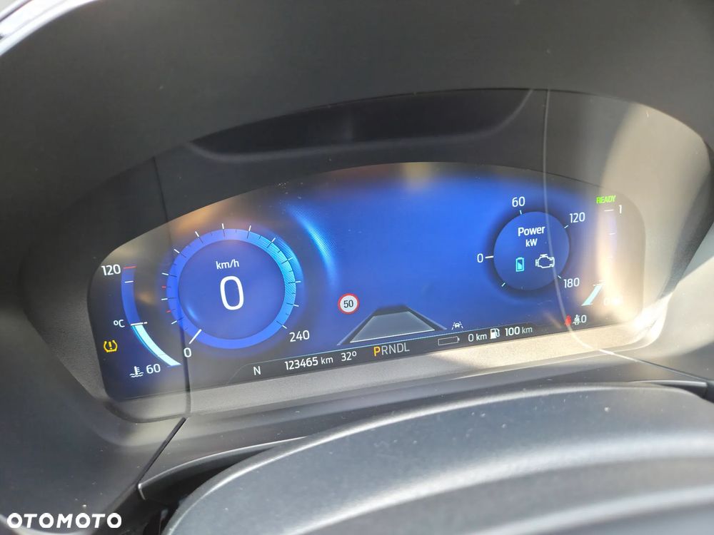 Ford Kuga 2.5P PHEV FWD ST-Line - 21