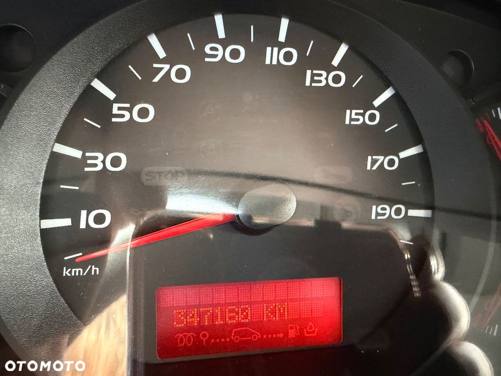 Renault Master - 24