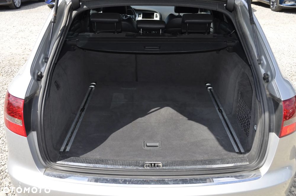 Audi A6 Avant 3.0 TDI DPF quattro tiptronic - 16