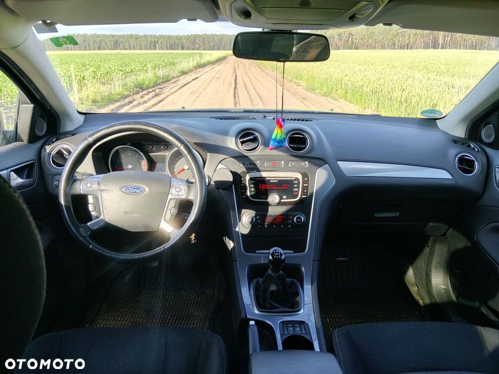 Ford Mondeo - 7