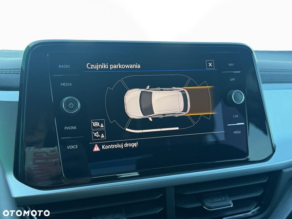 Volkswagen T-Roc - 21