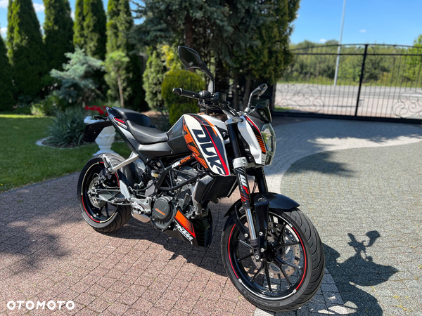 KTM Duke