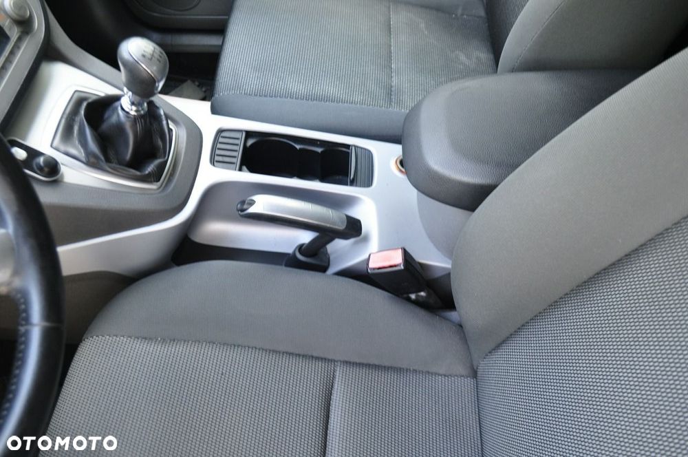Ford Kuga - 14