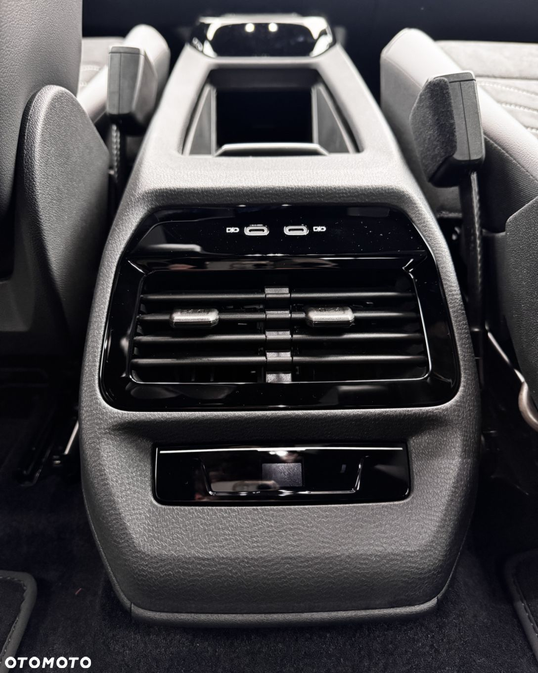Volkswagen ID.5 77kWh Special Edition - 9