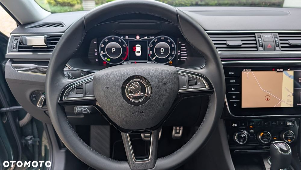 Skoda Superb 2.0 TSI L&K DSG - 9
