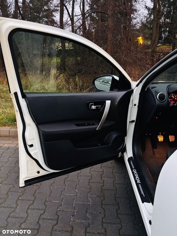 Nissan Qashqai 2.0 dCi DPF I-Way - 9