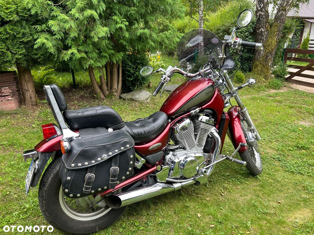 Suzuki Intruder - 7