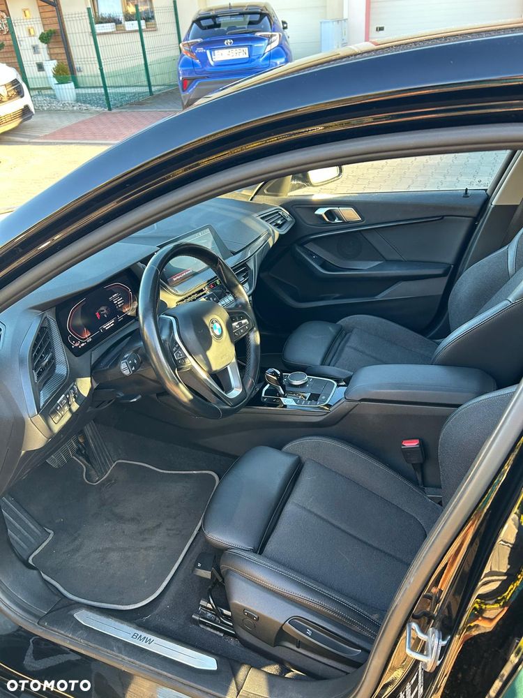 BMW Seria 1 - 17