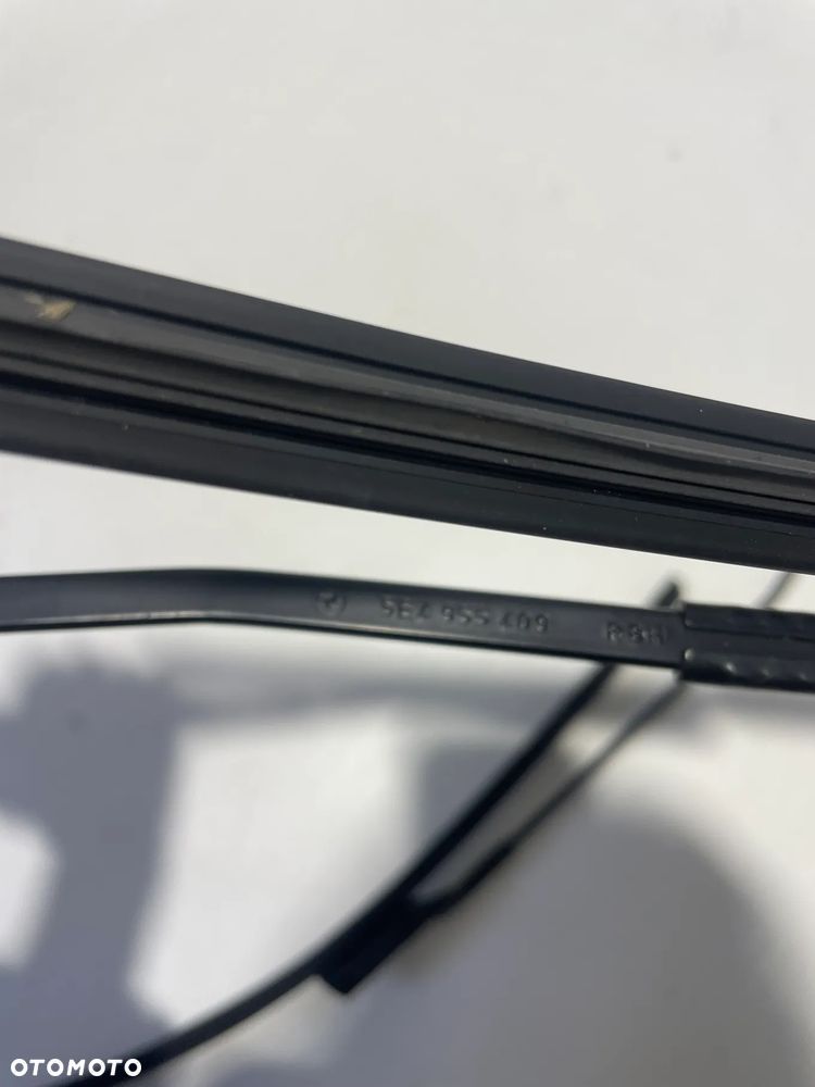 SKODA OCTAVIA IV 4 RAMIONA WYCIERACZKI 5E4955410,5E4955409 KPL - 2