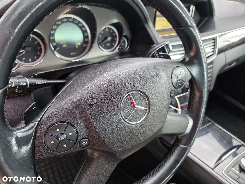 Mercedes-Benz Klasa E 350 CGI BlueEFFICIENCY - 11