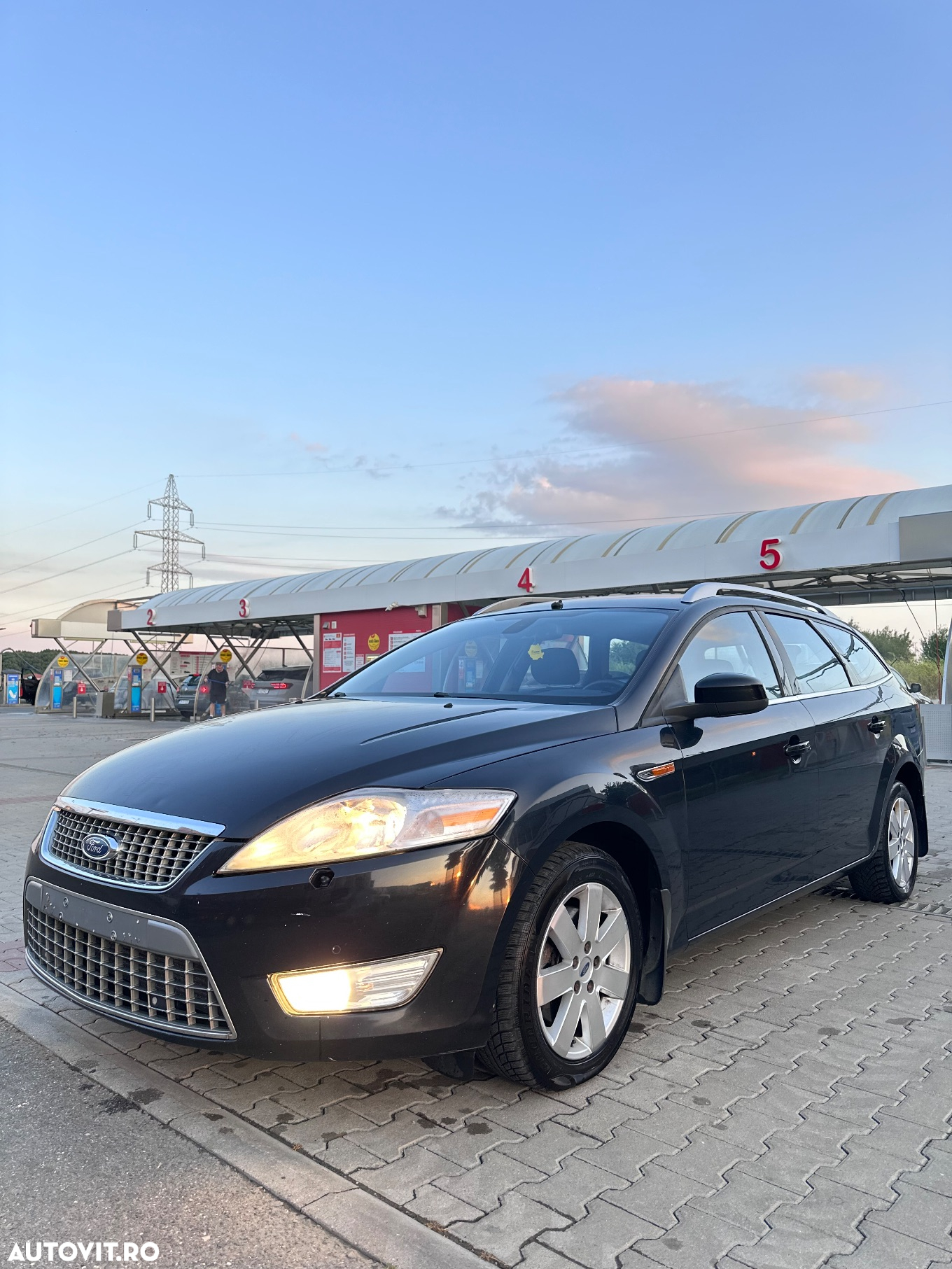 Ford Mondeo 2.0 EcoBlue Titanium - 27