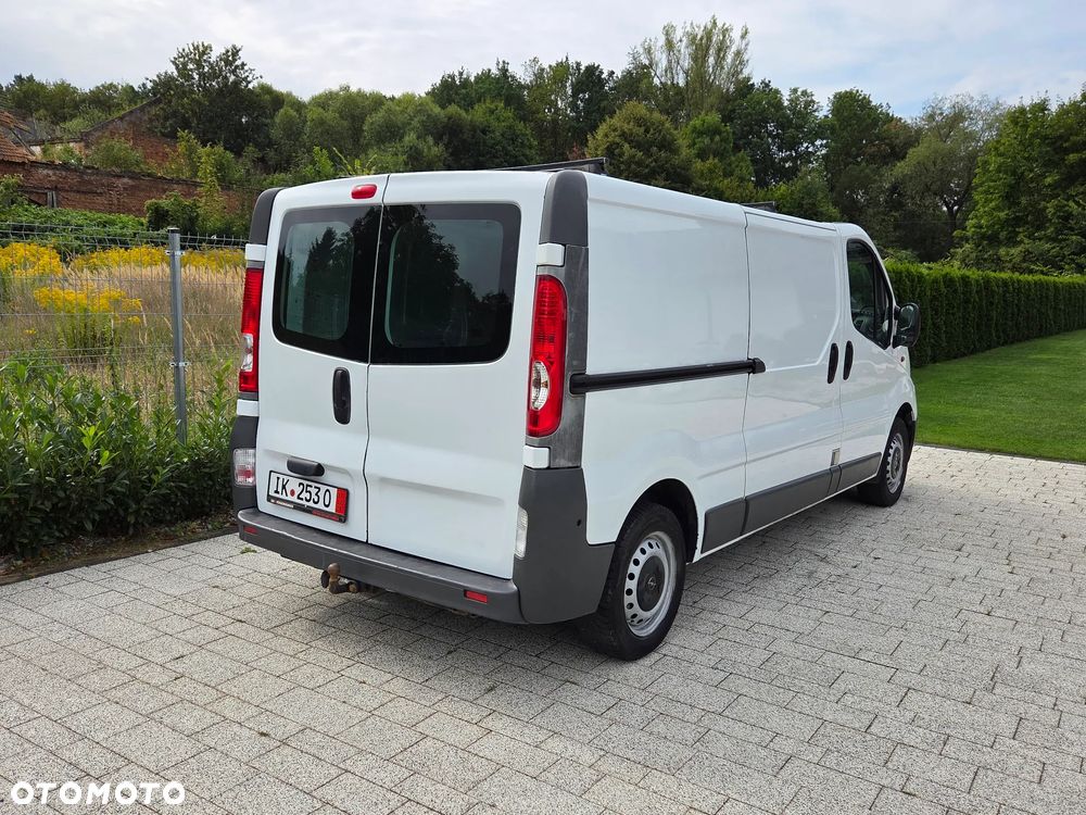 Opel VIVARO - 8