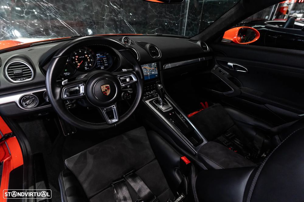 Porsche 718 Cayman GTS PDK - 11