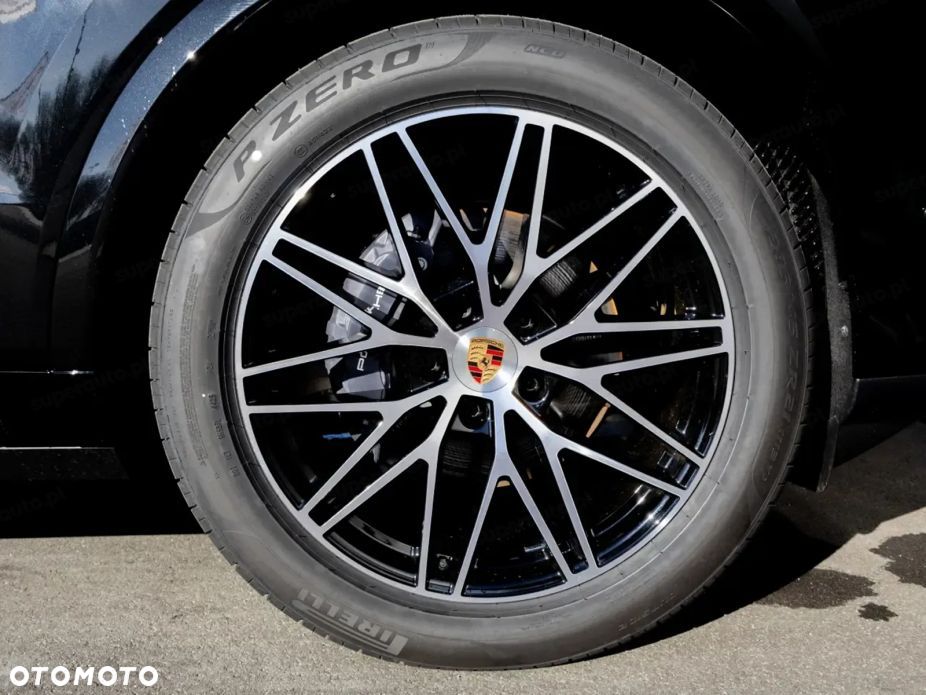 Porsche Cayenne - 22