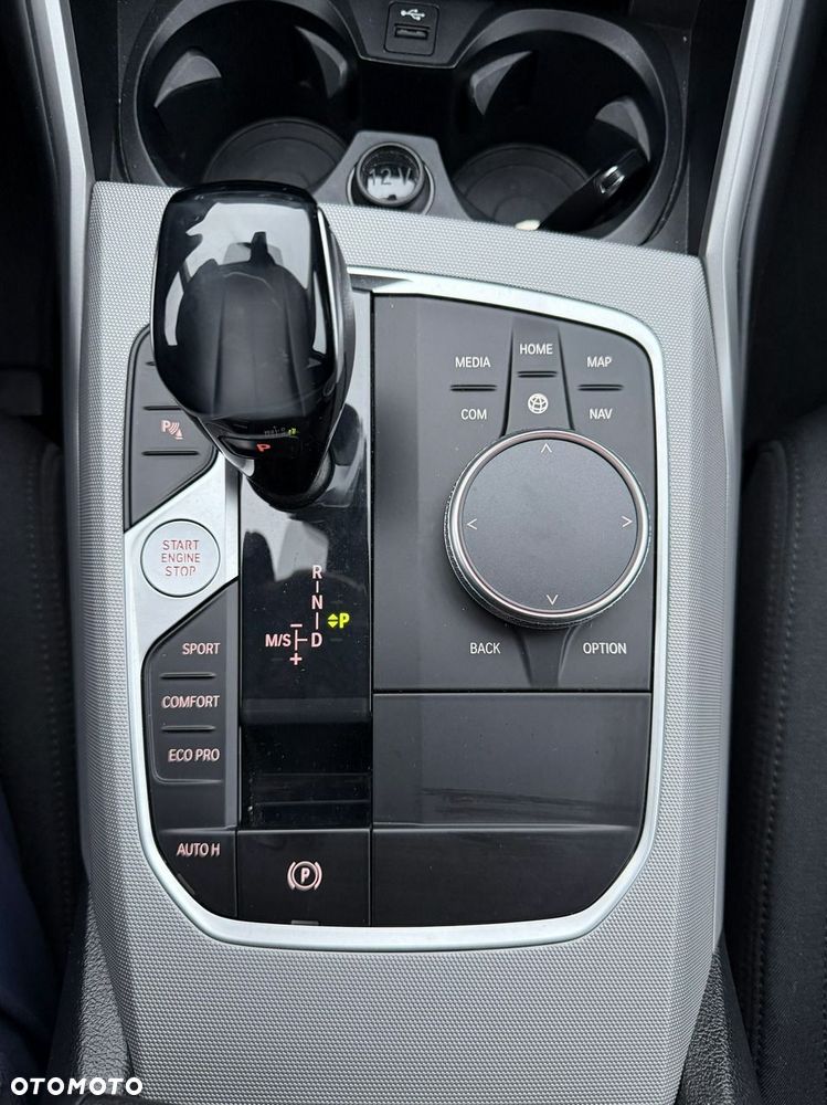 BMW Seria 3 - 23