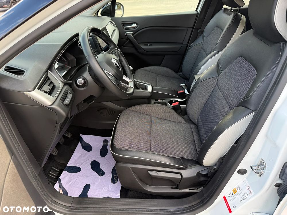 Renault Captur - 24