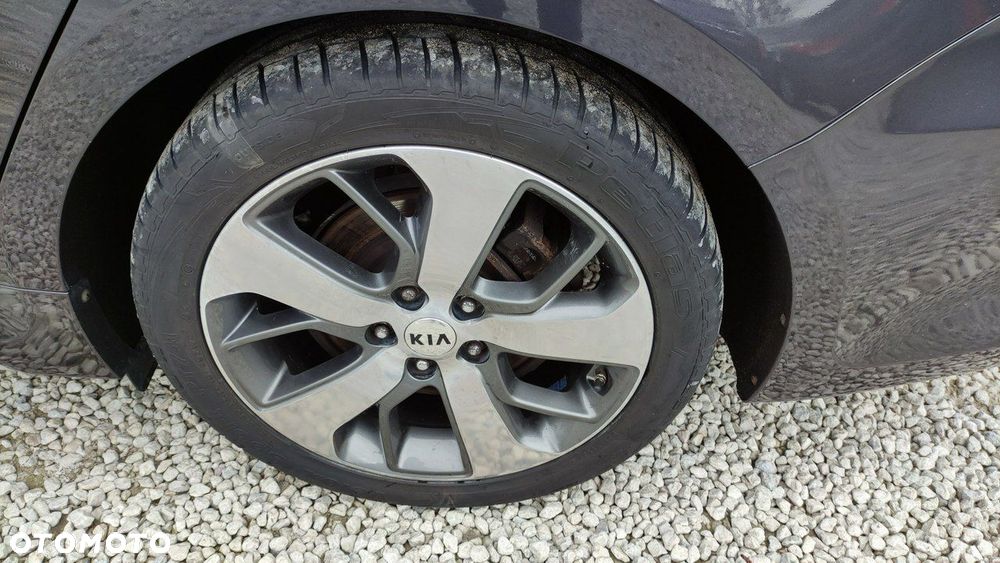 Kia Optima - 17