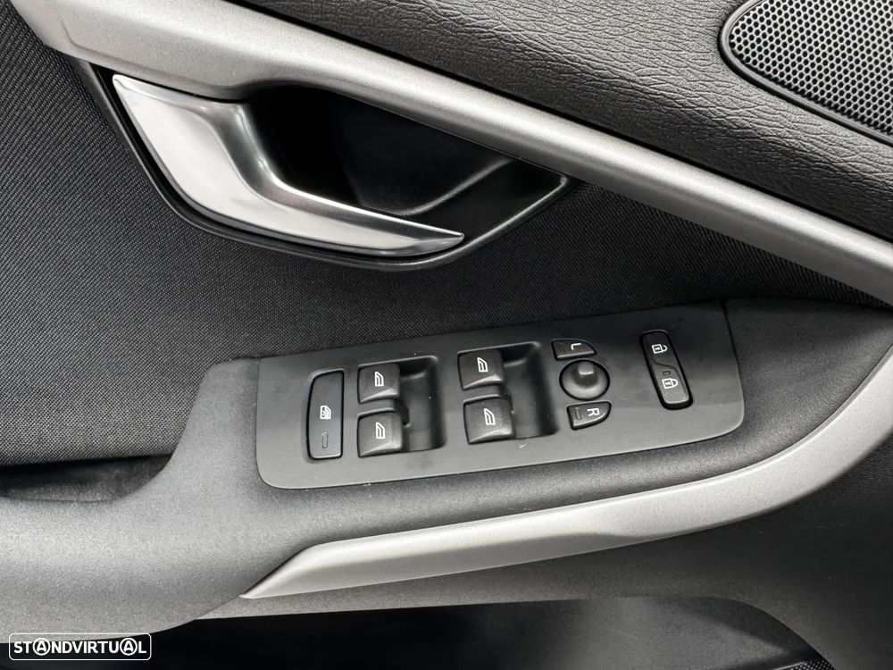 Volvo V40 2.0 D2 Kinetic Eco - 16